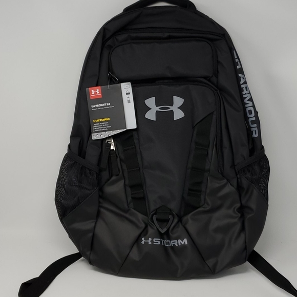 black under armour storm backpack